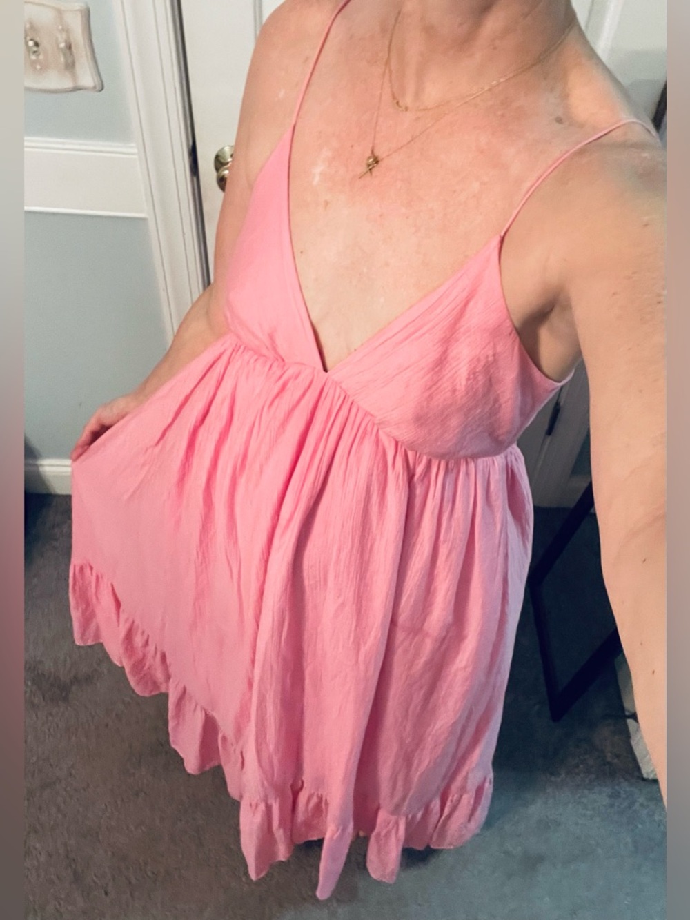 Women's Backless Spaghetti Strap Dress - Pink